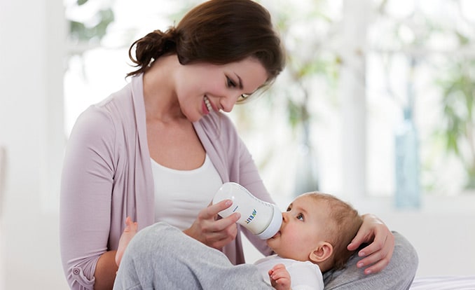 Comment préparer le biberon de votre bébé ?